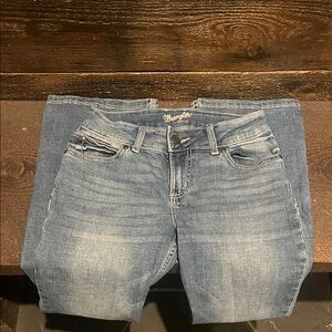 Wrangler Women’s Faded Blue Boot Cut Jeans